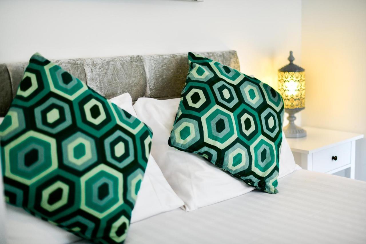 The White House By Bodacious! Swansea Eksteriør bilde