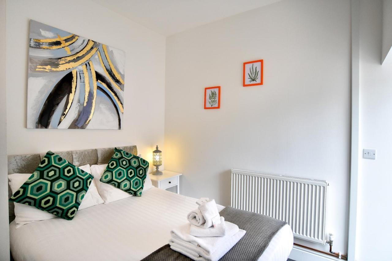 The White House By Bodacious! Swansea Eksteriør bilde